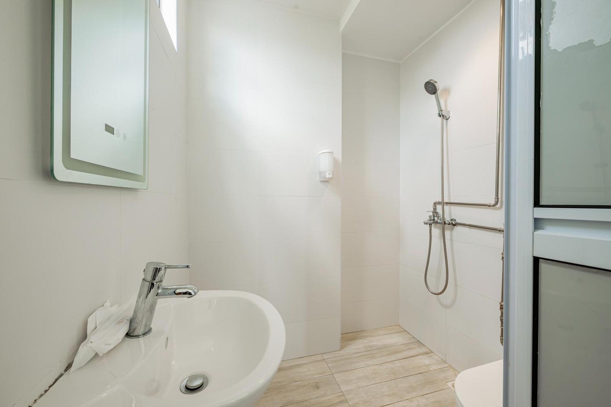 Gostay Khách sạn